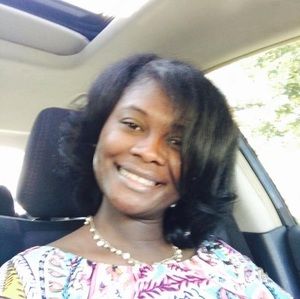 Meet your Posher, Dena